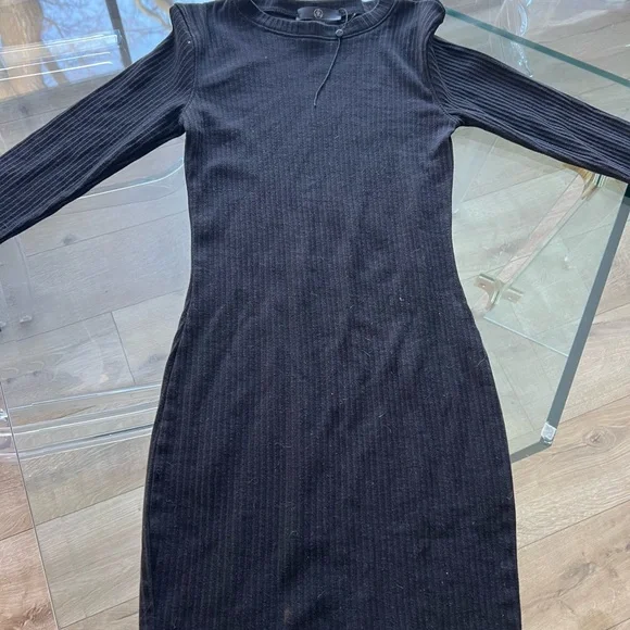 Black Ribbed Dress - Picture 3 of 3